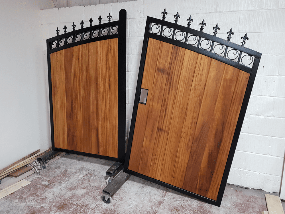 Metal and wood combined drive gates