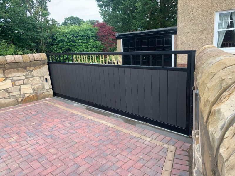 composite Sliding drivewayGate