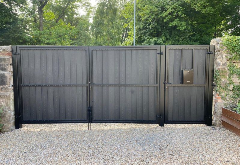 CDG152 Composite Driveway Gate