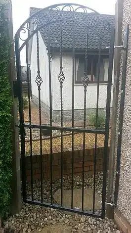 Tall Metal Side Gate