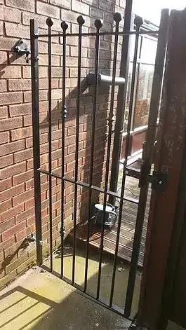 Tall Metal Side Gate